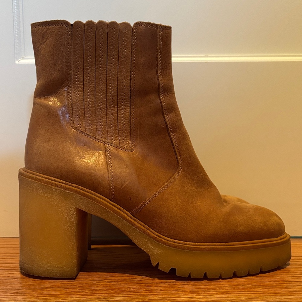 Free People James leather Chelsea zip-up boots in tan with chunky lug soles